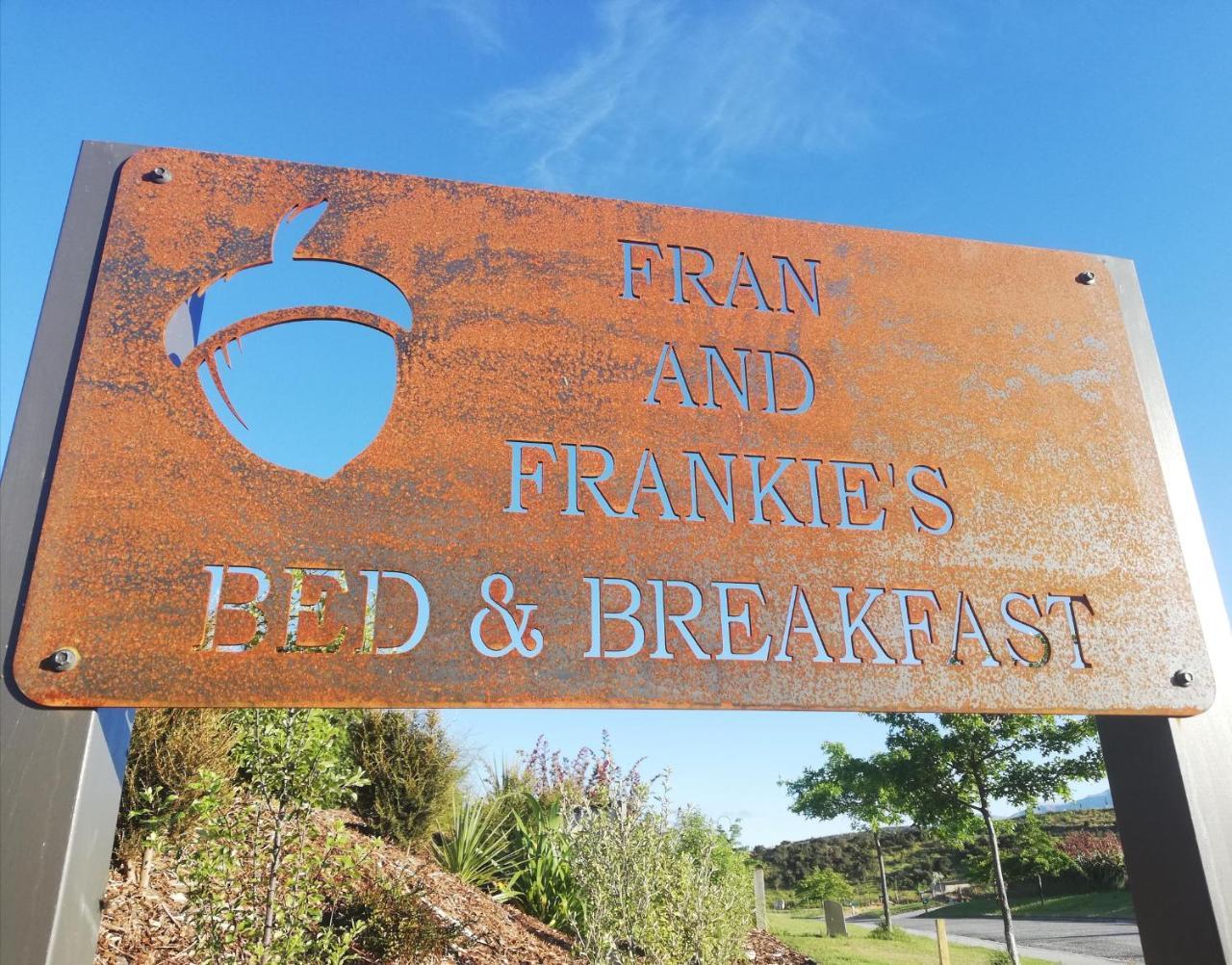 Fran And Frankie'S Bed & Breakfast Luggate Kültér fotó